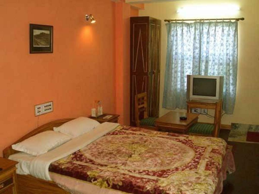 Hotel Kasturi Palace Darjeeling - Excellent Service Recommended Rom bilde